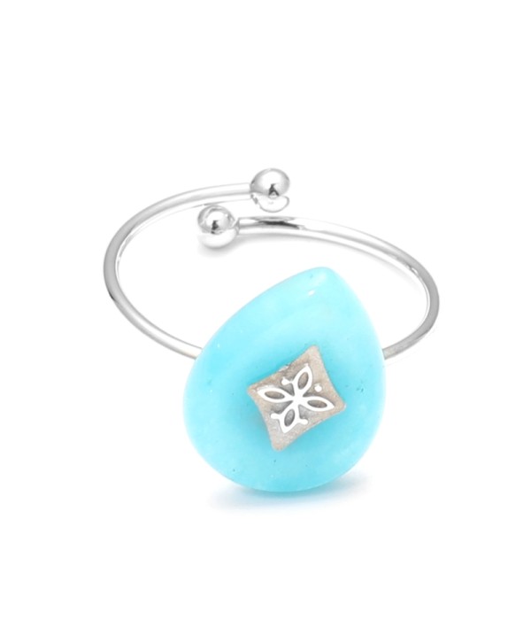 Anillo abierto plateado con detalle rombo y piedra gota de agua