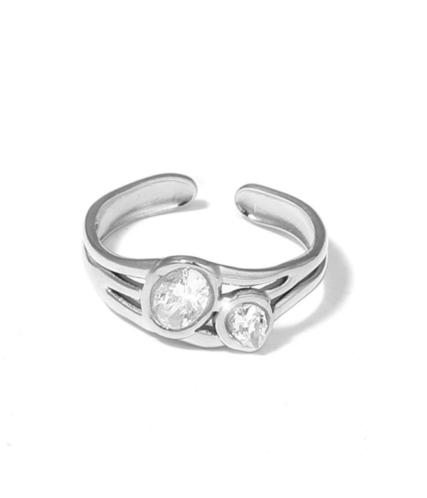 Anillo abierto con circonitas ovaladas