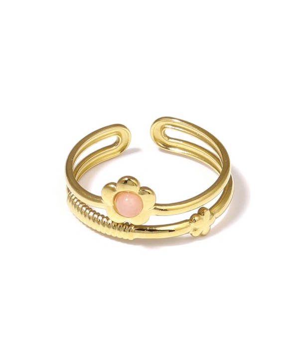 Anillo dorado con flor y piedra