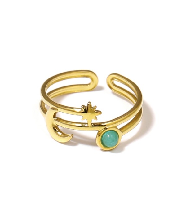 Anillo dorado con luna, estrella y piedra