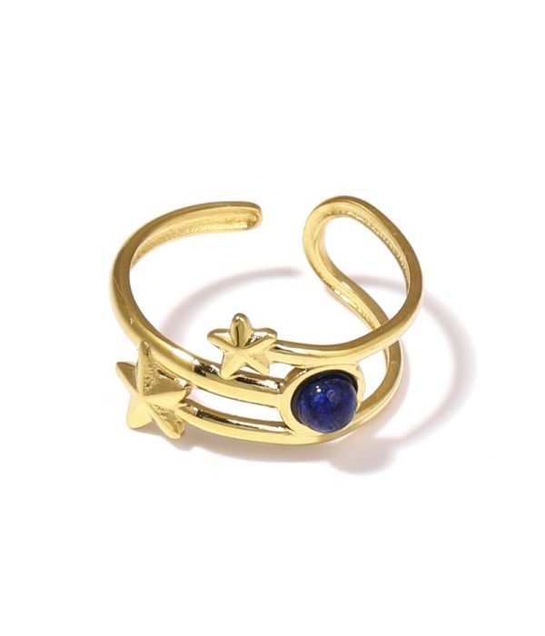 Anillo dorado con estrellas y piedra