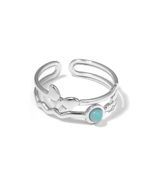 Anillo plateado con mariposa y piedra