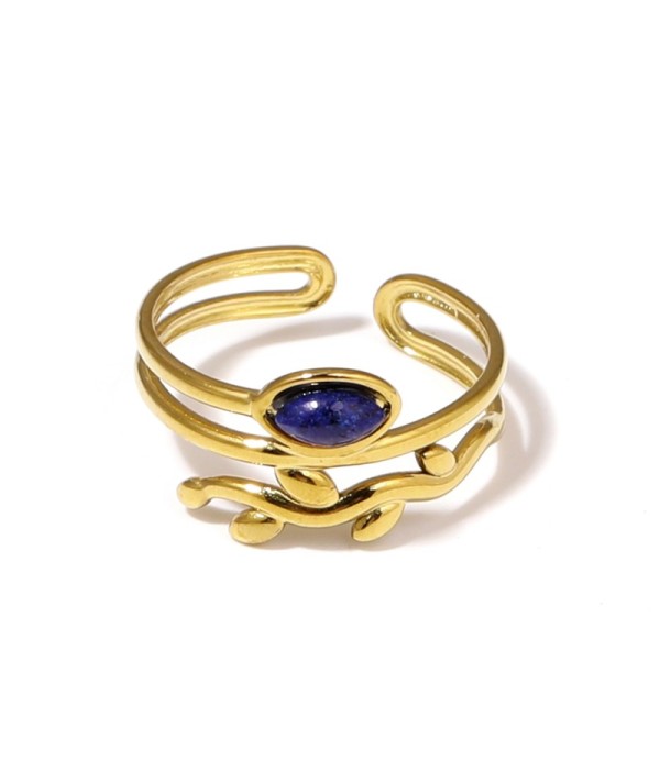 Anillo dorado con diseño de hojas y piedra