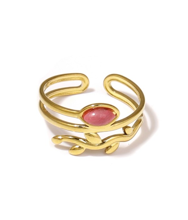 Anillo dorado con diseño de hojas y piedra