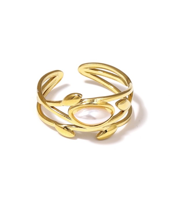 Anillo dorado de líneas entrelazadas con hojas y piedra 2
