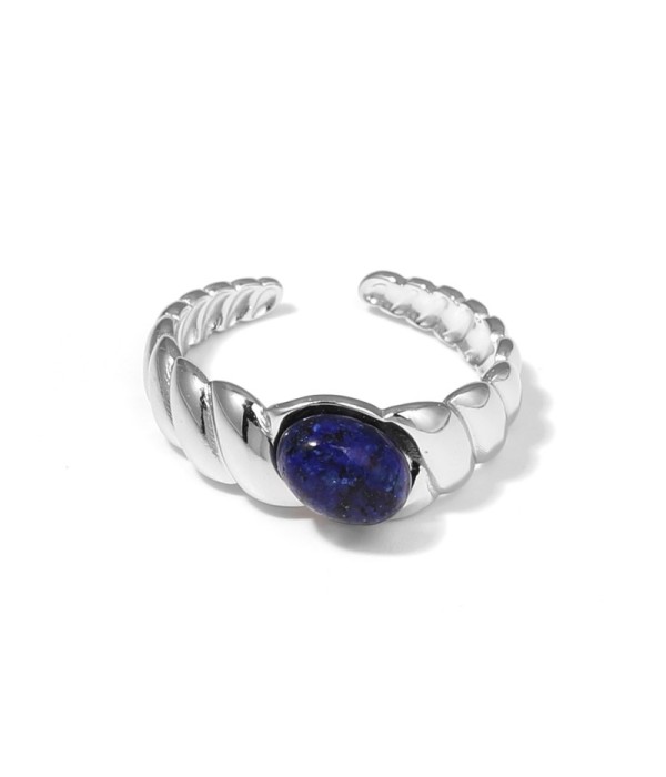 Anillo plateado abierto con piedra ovalada