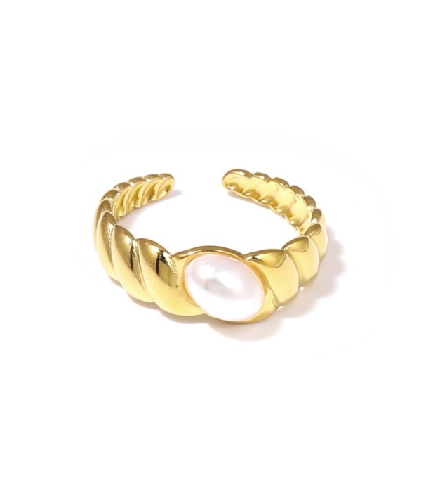 Anillo dorado abierto con piedra ovalada