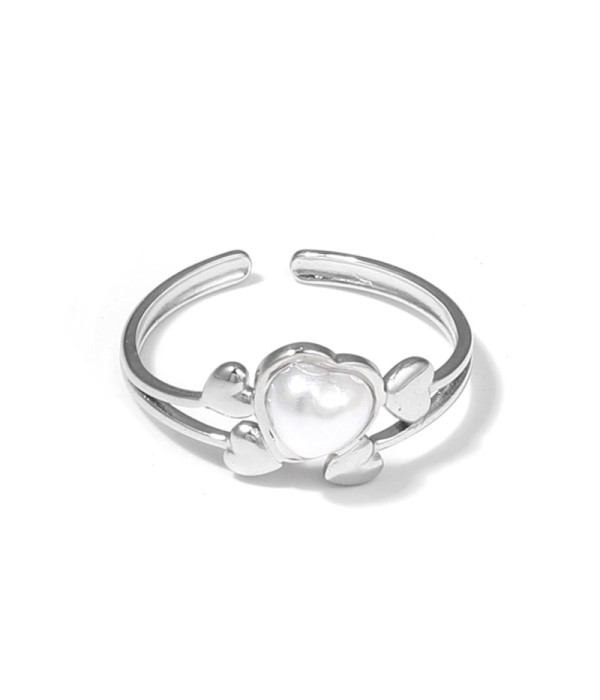 Anillo plateado con corazones y piedra 2