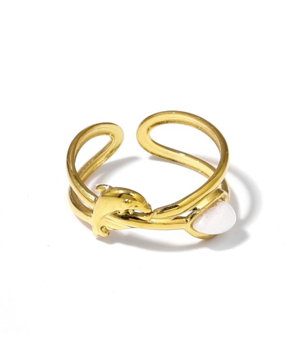 Anillo dorado con diseño de delfín y piedra