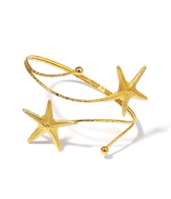 Brazalete de brazo dorado con diseño de...