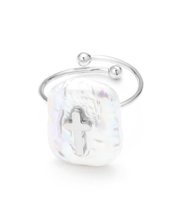 Anillo abierto plateado de perla con cruz