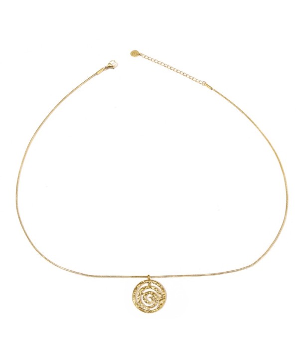 Collar dorado de medalla con espiral...