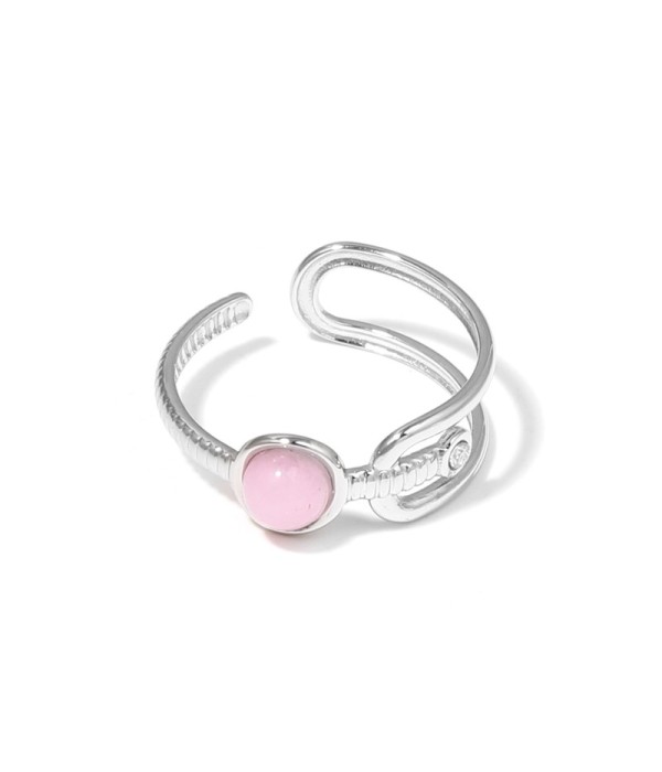 Anillo plateado de piedra con diseño de hebilla y circonita