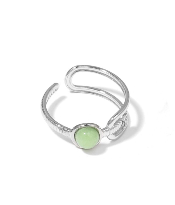 Anillo plateado de piedra con diseño de hebilla...
