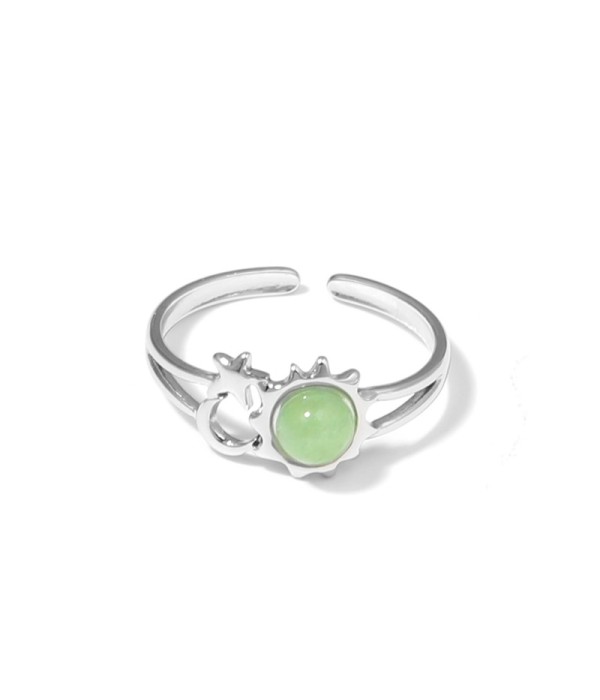Anillo plateado de sol, luna y estrella con piedra