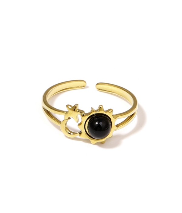 Anillo dorado de sol, luna y estrella con piedra