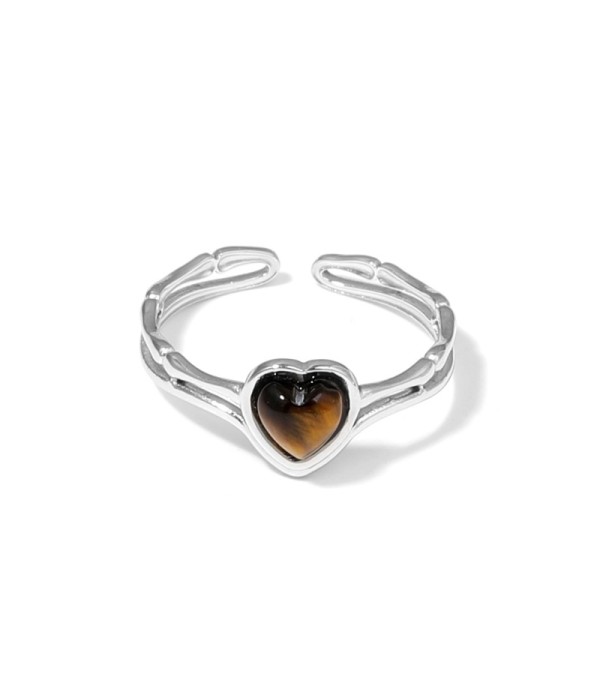 Anillo plateado de corazón con piedra