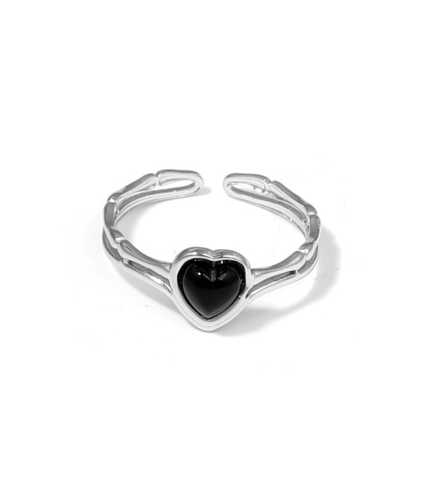 Anillo plateado de corazón con piedra