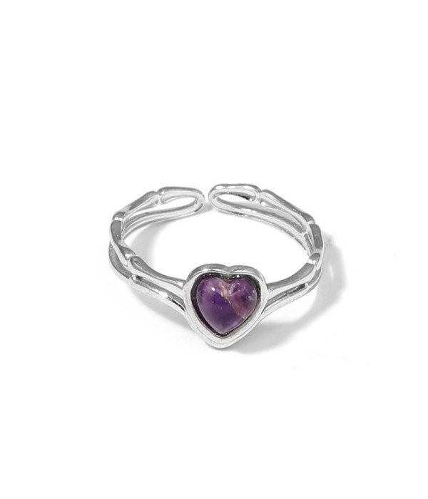 Anillo plateado de corazón con piedra