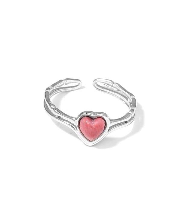 Anillo plateado de corazón con piedra