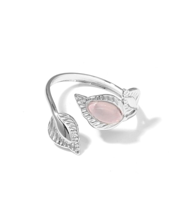 Anillo plateado de hojas con piedra
