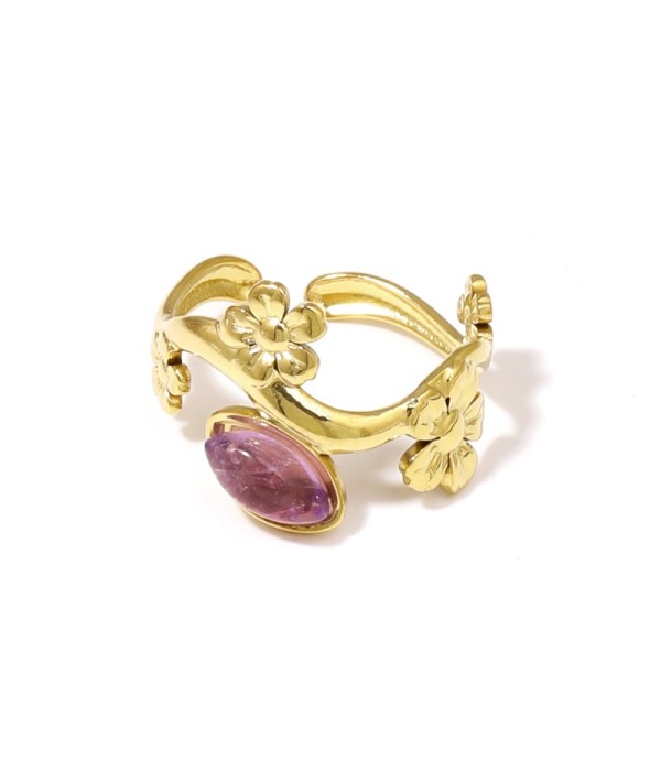 Anillo dorado de flores con piedra