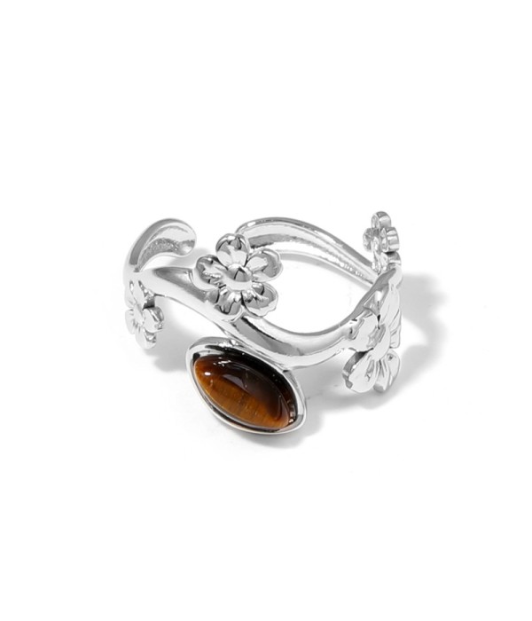 Anillo plateado de flores con piedra