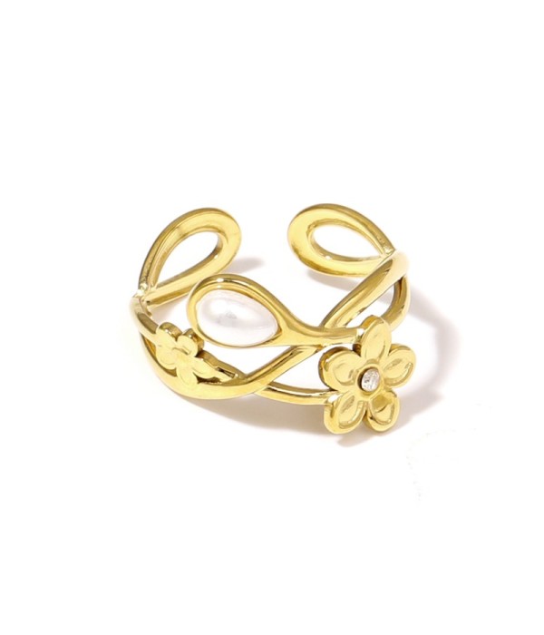 Anillo dorado de flores con piedra