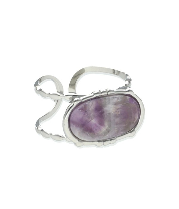 Anillo plateado con piedra ovalada
