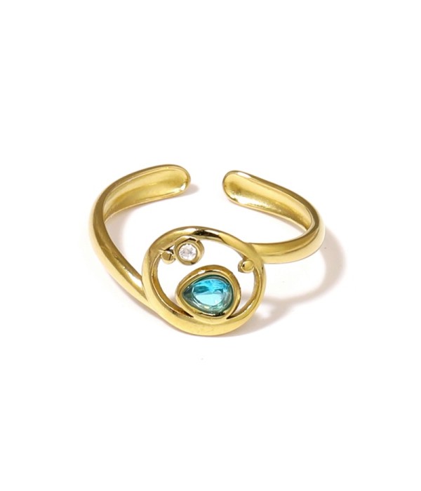 Anillo dorado con circonitas