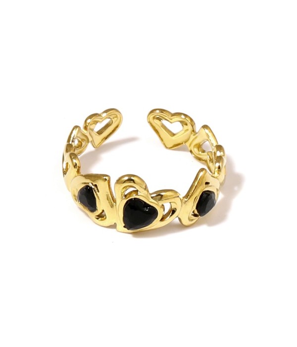 Anillo dorado de corazones con circonitas 2