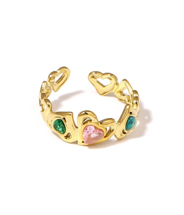 Anillo dorado de corazones con circonitas