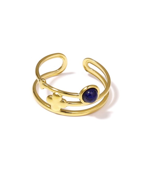 Anillo dorado con trébol de cuatro hojas y piedra