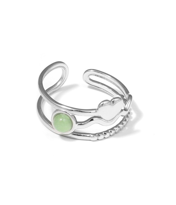 Anillo plateado con corazón y piedra