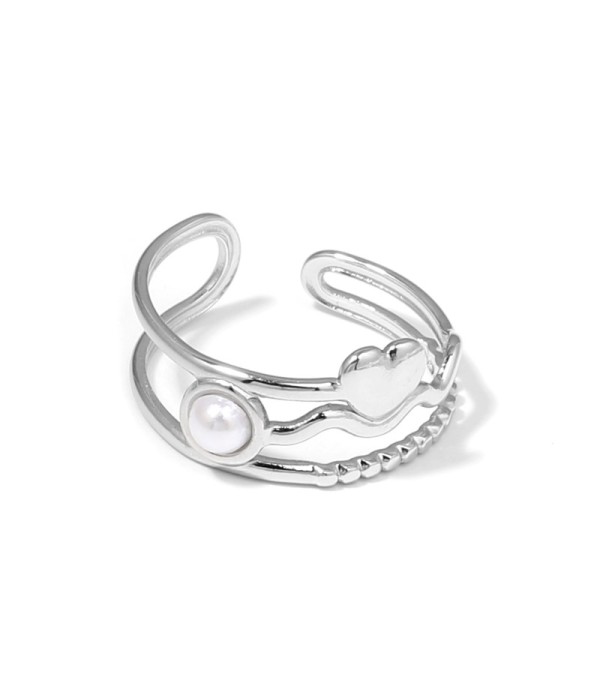 Anillo plateado con corazón y piedra 2