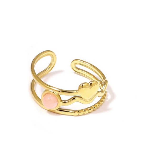 Anillo dorado con corazón y piedra