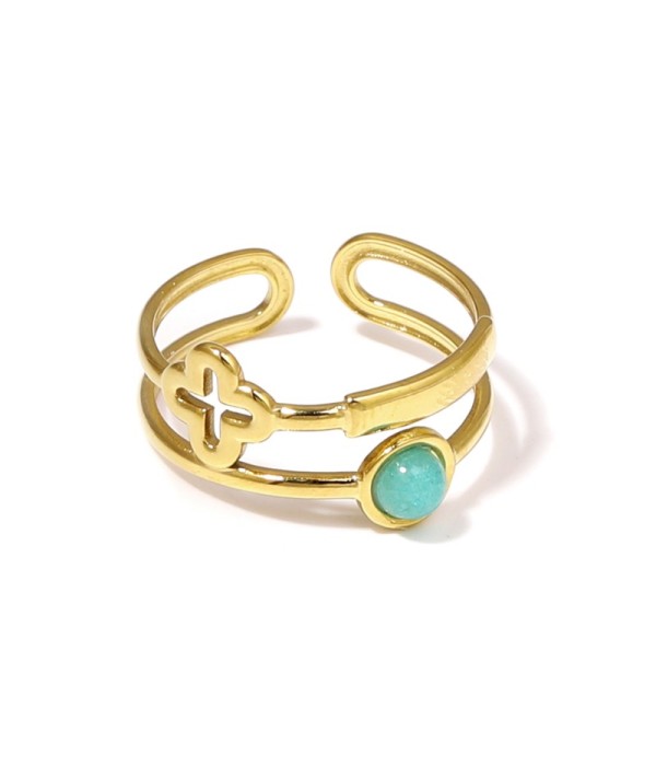 Anillo dorado con trébol de cuatro hojas calado y piedra