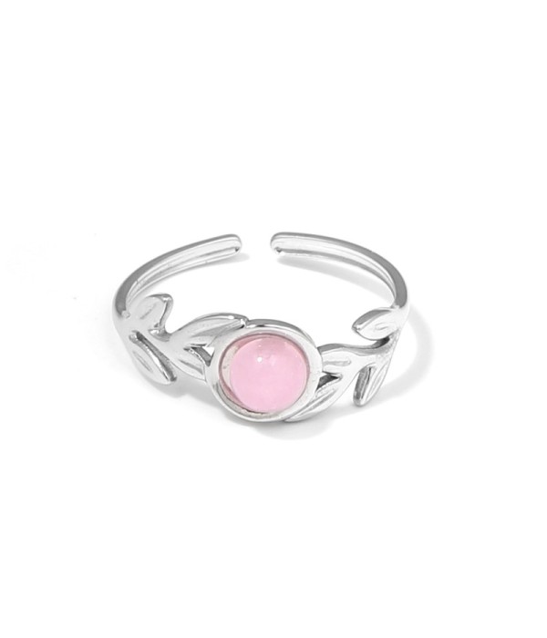 Anillo plateado con diseño de hojas y piedra 2