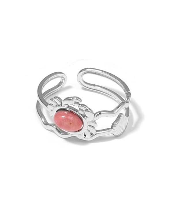 Anillo plateado con diseño de cangrejo, concha y piedra