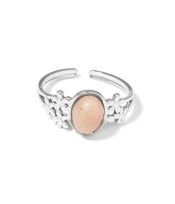 Anillo plateado con diseño de flores y piedra ovalada