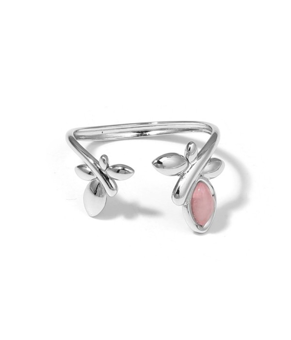 Anillo plateado con diseño de hojas y piedra ovalada 2