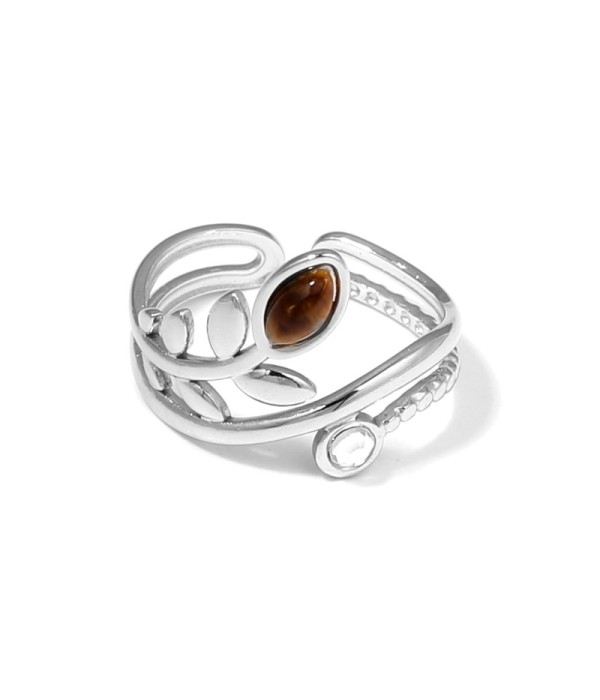 Anillo plateado con diseño de hojas, piedra y circonita