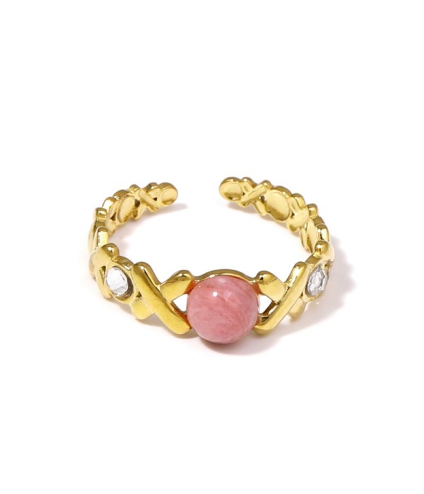 Anillo dorado con diseño de cruces, piedra y...