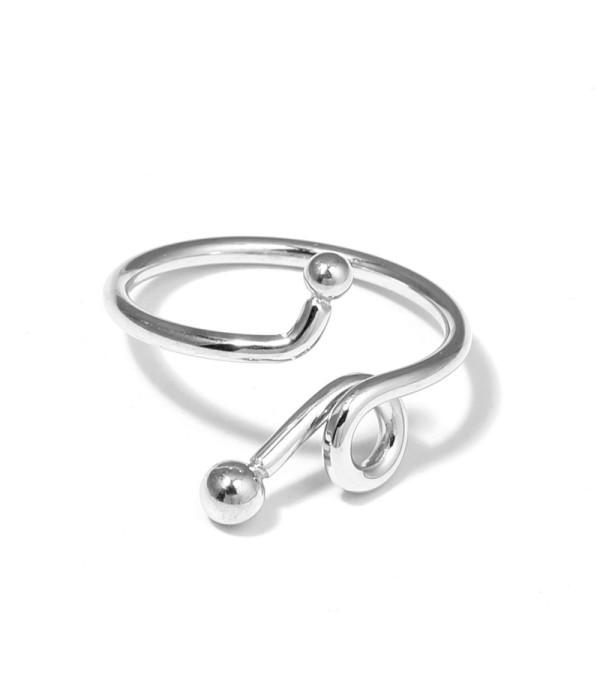 Anillo con líneas curvas y bolas