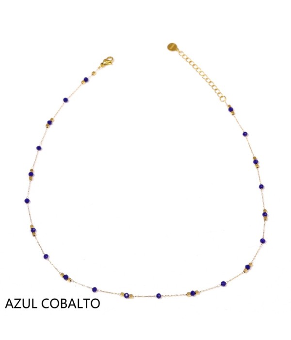 Collar dorado con cuentas cristalinas y cuentas cuadradas