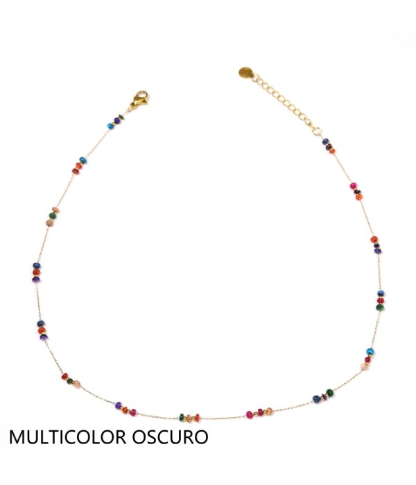 Collar dorado con cuentas planas y pequeñas cuentas