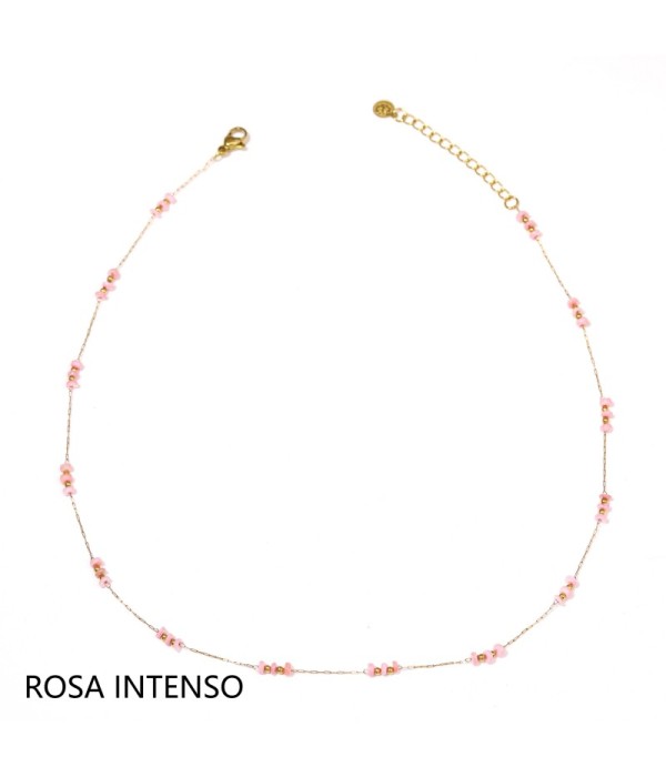 Collar dorado con cuentas planas y pequeñas cuentas