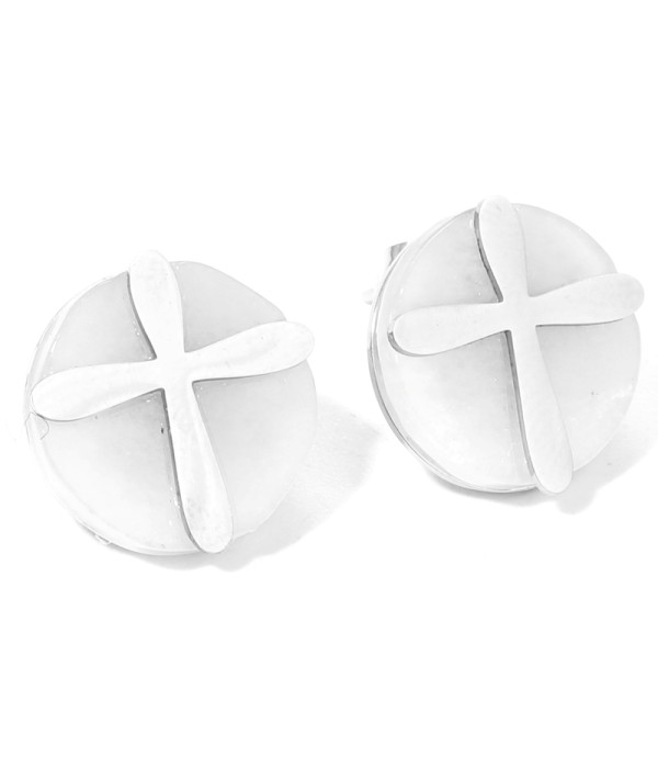 Pendientes plateadas con cruz multicolores