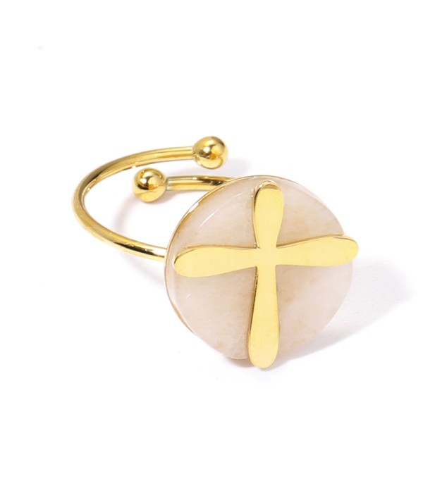 Anillos dorados con cruz multicolores