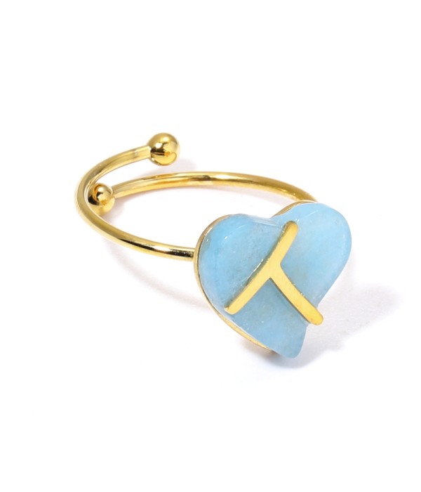 Anillos dorados con corazón multicolores